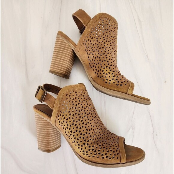 Universal Thread Milliana Women’s 8.5 Chestnut Slingback Bootie - Picture 3 of 9